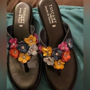 Tuscany size 9 wedge